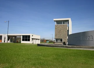 Detalles del nuevo desarrollo de viviendas en Zona Norte, donde las plazas son protagonistas