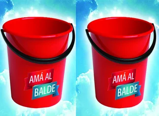 Una campaña promueve usar balde a la hora de lavar el auto