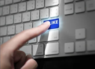 En busca del 'Me gusta': ahora pesan más las recomendaciones y los avisos se vuelven 'sociales'