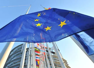 El euro se desplomó tras las medidas del Banco Central Europeo