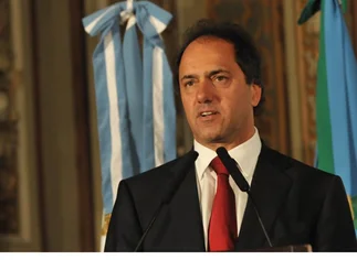 Scioli instó a 'acompañar' a Cristina Kirchner y a 'defender la estabilidad'