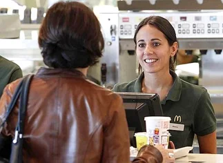 McDonald's pone en marcha un campus de orientación laboral para jóvenes en España