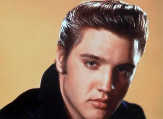 Elvis Presley habrí­a fallecido por una enfermedad cardí­aca y no de sobredosis
