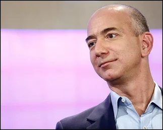 Jeff Bezos, el hombre más rico del mundo, quiere ser un camarero