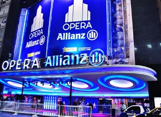 Allianz le puso su marca al legendario Teatro í“pera