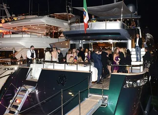 La fiesta más top de Cannes: desde Justin Bieber, hasta John Travolta, todos estuvieron en el yate de Cavalli