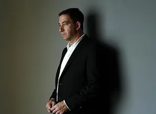 Glenn Greenwald: 'Google y Facebook tienen miedo de cómo puede afectar el espionaje a su negocio'