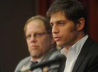 Para Bloomberg, Axel Kicillof es un 'agitador con patillas de Elvis'