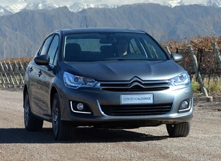Afectada por el 'impuestazo', Citroí«n reestructura la gama del C4 Lounge