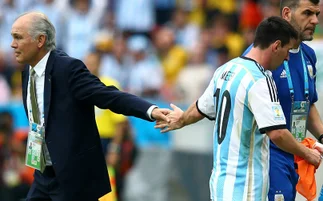 Alejandro Sabella: 'Maradona fue el mejor jugador del mundo y ahora lo es Messi'