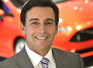 Mark Fields asume como nuevo presidente y CEO de Ford