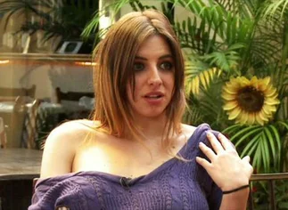 Le cierran la cuenta en Twitter a Annalisa Santi por sus comentarios nazis