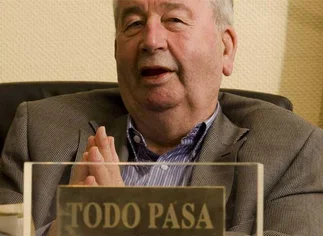 Escuchas telefónicas revelan negociaciones turbias entre Grondona y dirigentes
