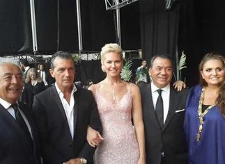 Antonio Banderas festejó su cumpleaños sin Melanie Griffith, pero rodeado de celebridades