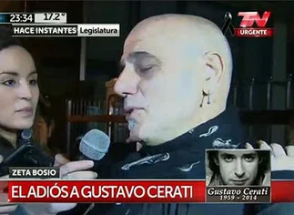 Zeta Bosio, entre lágrimas en el velatorio de Cerati: 'í‰l es mágico, es un duende'