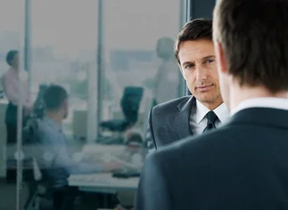 'Salgo a una entrevista, vuelvo en un rato': uno de cada tres empleados le revela al jefe cuando busca otro trabajo