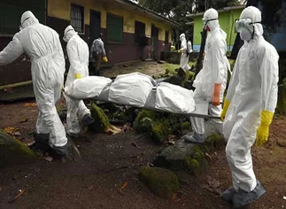 La OMS aseguró que hay casi 10.000 personas infectadas por ébola