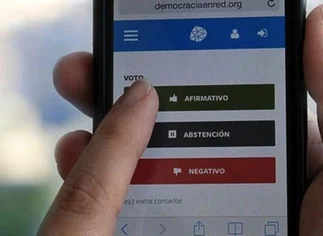 Una plataforma informática argentina quiere 'hackear' el sistema polí­tico y profundizar la democracia