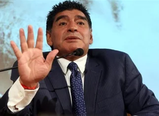 Maradona: 'Grondona le compraba los votos a Blatter'