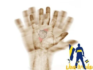 Los afiches en los que los hinchas de Boca se burlan de River por el 5 a 0