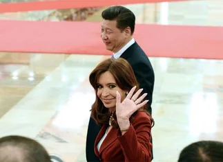 Los 13 frentes externos que Cristina Kirchner le deja a Mauricio Macri