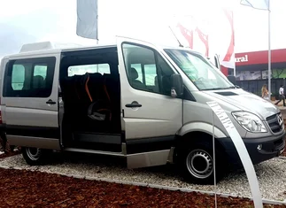 Mercedes Benz presentó la Sprinter 9+1 en Expoagro y adelantó detalles del Vito
