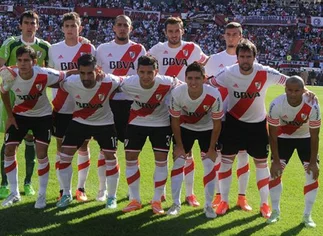 ¿Se va Adidas? Under Armour negocia para vestir a River Plate