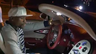 Mayweather se compró un deportivo de lujo de madrugada: ¡2 millones de dólares a las 3 AM!