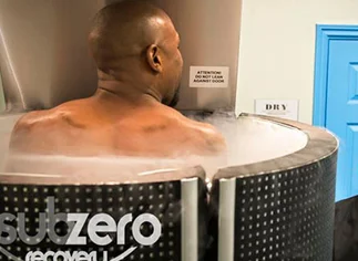 Mayweather se somete a baños a 104 grados bajo cero para ganarle a Pacquiao