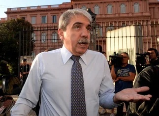 El kirchnerismo pidió que Fayt se haga un estudio para evaluar su salud mental
