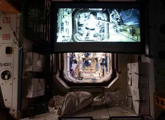 Astronautas ven 'Gravity' en pantalla grande en la Estación Espacial Internacional