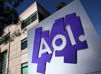 Verizon compra AOL por u$s4.400 M para competir contra Google y Facebook