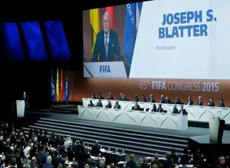 Joseph Blatter abrió la sesión del Congreso electivo de la FIFA en Zúrich: 'La corrupción duele'