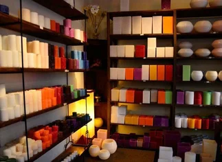 Prohí­ben la venta de productos de la marca Velas de la Ballena