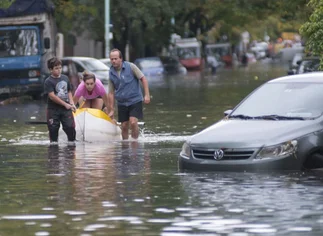 Baja el agua y algunos evacuados ya comenzaron a retornar a sus hogares
