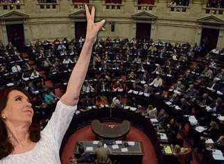 El 'blindaje' a las acciones del Estado en empresas privadas está en 'zona gris', dicen constitucionalistas