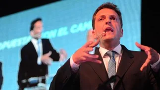 Massa prometió bajar 30% los impuestos y terminar con 'la extorsión piquetera'