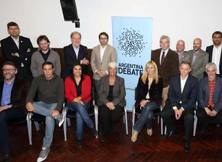Aceitando motores: los conductores del primer debate presidencial avanzaron con los detalles finales