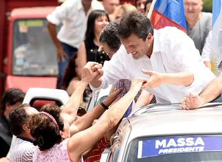 El 'gurú' de Massa asegura que ya está a 2 puntos de Macri