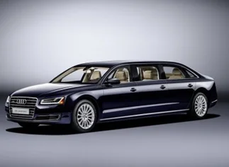 El A8 limusina XXL con seis puertas, un nuevo modelo de Audi construido a pedido