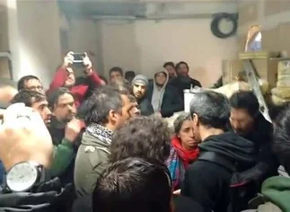 Una patota destrozó la redacción de Tiempo Argentino y echó a los periodistas