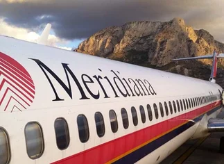 Tras 400 despidos una aerolí­nea entra en crisis por 'epidemia' de bajas por enfermedad