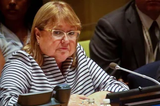 Malcorra anunció que Argentina quiere asociarse con Gran Bretaña para explotar el petróleo de Malvinas
