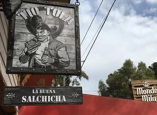 Moreno y Milani apuestan a la economí­a Macrista: abrieron nueva pancherí­a