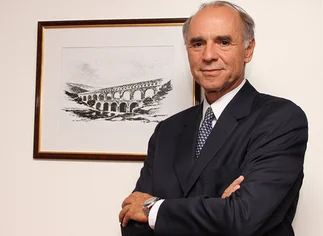 Para uno de los integrantes del G6, el bono será para quienes cerraron paritarias debajo de 38%