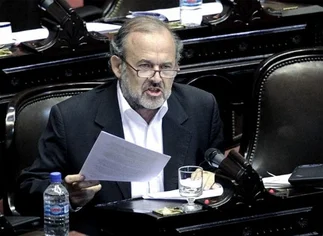 'Cristina no soporta escuchar lo que no le gusta', dijo Amadeo sobre la ausencia de la expresidenta en la apertura legislativa