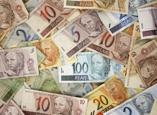 Fuerte escalada del real en 2016: se valorizó 21,46% frente al dólar