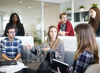 ¿Cuánto ganan los profesionales de la primera escala salarial de la Argentina?