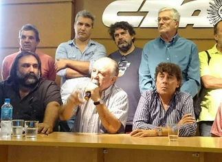 Por el veto de Macri, las dos CTA lanzan un paro nacional y presionan a la CGT