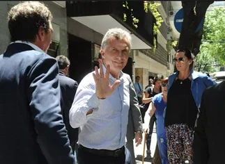 Macri fue operado de la rodilla, le dieron 48 horas de reposo, pero mantendrá su agenda en Olivos